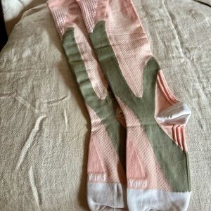 Nurse Yard Core Compression Socks - Pink and Gray - Size XXXL - New W/O Package